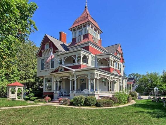 Grand Victorian B&B Inn Bellaire Екстериор снимка