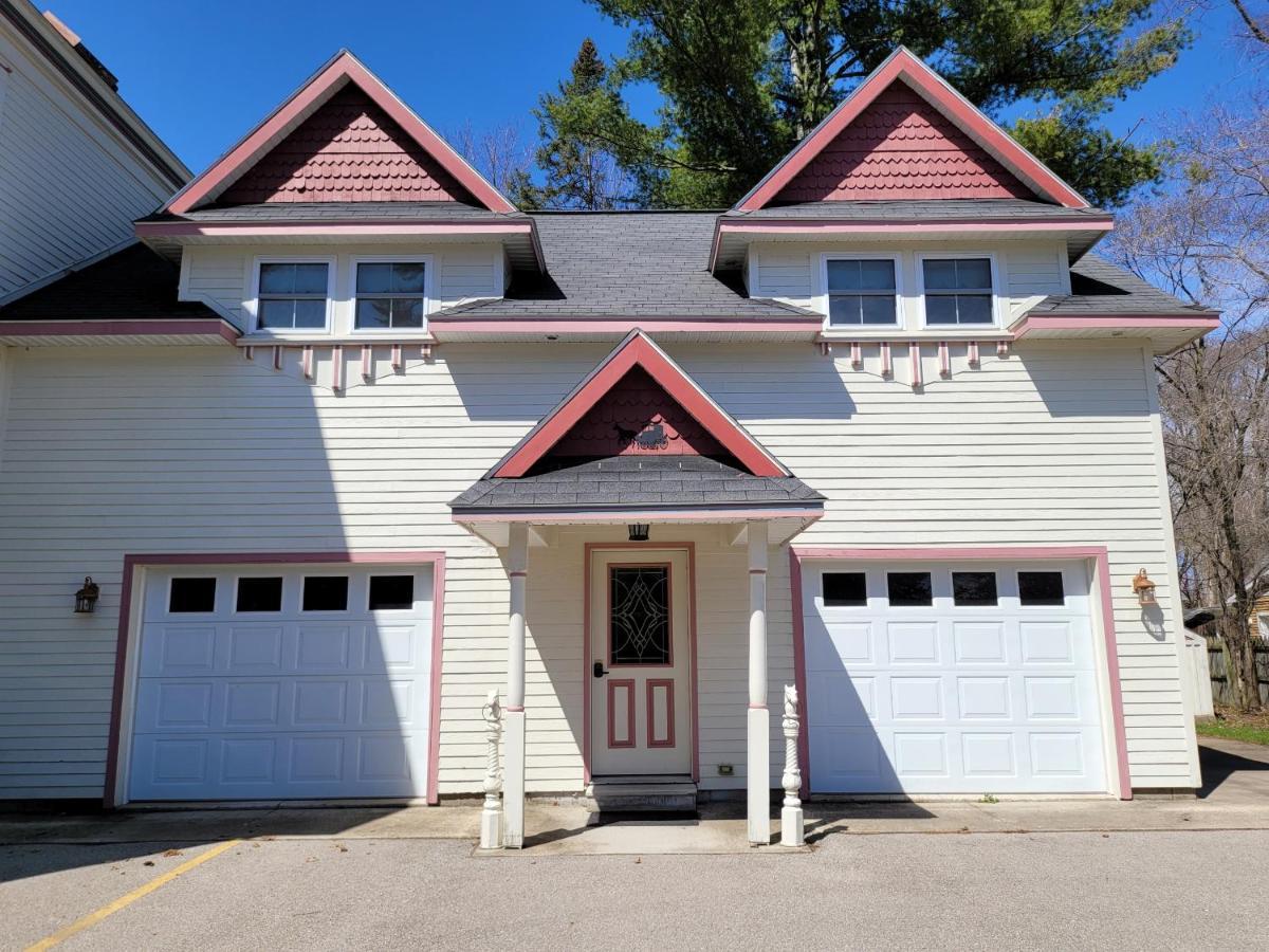 Grand Victorian B&B Inn Bellaire Екстериор снимка